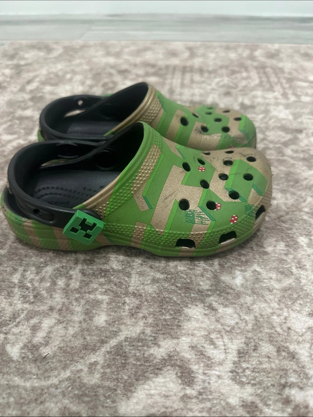 CROCS Kids' Clog in Green and Tan Camo